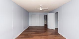 1 Bedroom, 1 Bathroom Condo in Downtown Charleston - Charleston Gallery 11