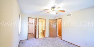 Charming 3 Bedroom in West Des Moines Home for Rent Gallery 23