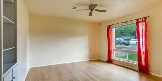 1703 Rockbridge Ter- spacious 3 bed ion a large lot, great central location. Gallery 10