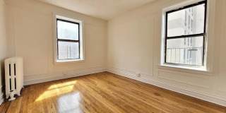 4582 Manhattan College Parkway 4582 Manhattan College Parkway Gallery 1