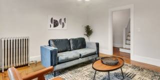 NO FEE Charming Lower Allston Duplex with New Hardwood Floors, Spacious Rooms Gallery 15
