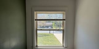 Charming 3 Bed 2 Bath Home with Fenced Yard Gallery 3