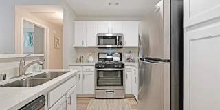 Oak View of Sonoma Hills Apartments Gallery 1