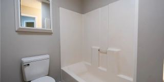 Room in 5 Bedroom Home at Feldspar Way Gallery 24