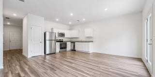 602 Jervis Way Gallery 12