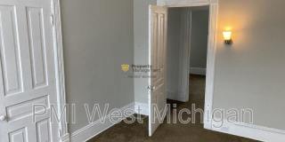 448 Thomas St SE Gallery 11