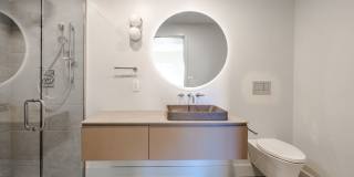 517 W Main Street Gallery 60