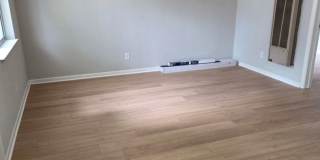 Charming 1Bed/1Bath Apartment with Washer/Dryer Hookups! Gallery 5