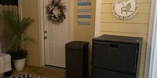 517 Palm Avenue Gallery 29