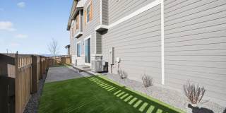 Spacious 4BR House with Beautiful Mountain Views! Gallery 27