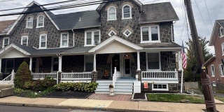 44 E WALNUT Street Gallery 1