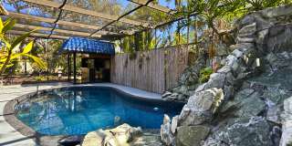 4431 Ocean Boulevard Gallery 27