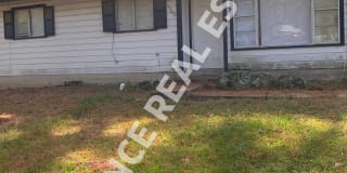 1302 Alpine Avenue Gallery 1