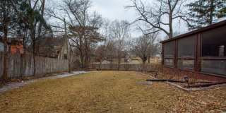 Gorgeous 5 Bedroom / 4.5 Bath Home located right off Happy Hollow Blvd! Gallery 40