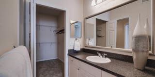Andover Place at Cross Creek Apartments Gallery 27