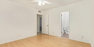 5401 E Exeter Boulevard Gallery 31