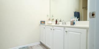 Welcoming 5 Bedroom Home with Versatile Spaces in Durham Gallery 30