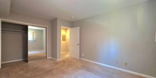 2704 DARTMOUTH Road Gallery 10