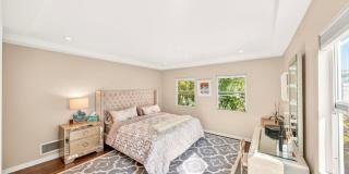9928 Robbins Dr Gallery 40
