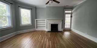 218 E 42nd Street Gallery 1