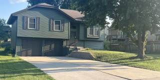 1701 Ne Patterson Dr Gallery 1