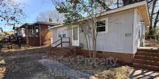 700 Lee St Gallery 1