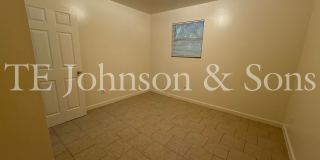 Comfortable 2 Bedroom Living with All Utilities Included on Oakcroft Gallery 9