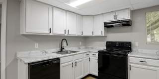 The Riverside Apartment Homes Gallery 19