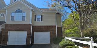 Rare 2 bed 2 bath condo with 1 car garage located in Smyrna Gallery 1