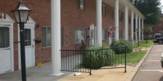 401 Tracy Loop Gallery 1