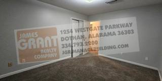 211 Plantation Road Gallery 48