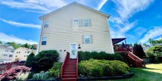 60 Peach Place Gallery 1