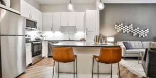 The Rey on Reynolds Gallery 1