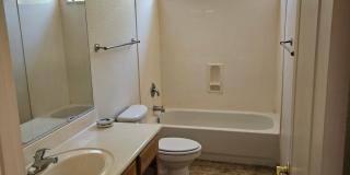 Gilbert location Gallery 18