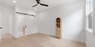 830-834 Oak Street Gallery 10