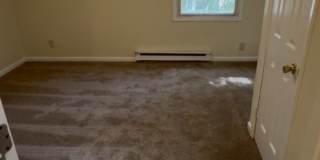 Charming 2BR Duplex in Norfolk Gallery 4