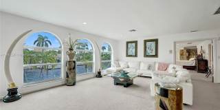 2889 NE 35th St Gallery 65