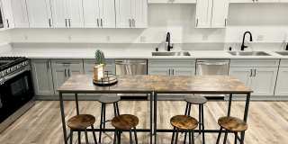 1587 W 35th Street - Co-Living Gallery 5