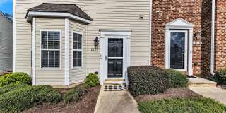 Adorable 3b 3b Townhome In Wake Forest! Gallery 1