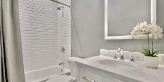 1612 ISHERWOOD Street NE Gallery 11