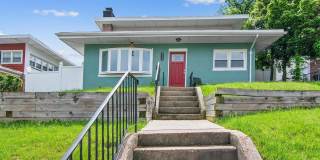 413 S WICKHAM Road Gallery 1