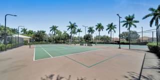 Serene Lakefront Living at Moody River Estates in NORTH FORT MYERS– Your Dream Home Awaits! 2BED+DEN/2BATH.FULLY FURNISHED Gallery 1