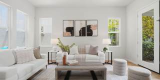 BRIGHT, OPEN RESIDENCE IN RIVERMARK HOME WITH EXCELLENT LAYOUT Gallery 6