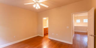 Gorgeous 2 Bedrooms /2.5 Bathrooms + Flex Space Home Near South Austin!!! Gallery 14