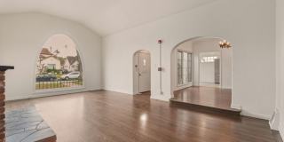 147 S Poinsettia Pl Gallery 3