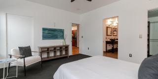 225 N 4th Street Gallery 21