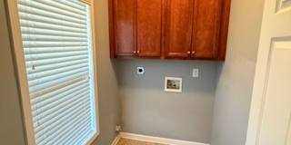 Candlewick Townhomes- Candlelight Drive Gallery 4