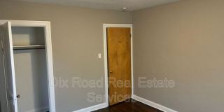 112 Iroquois Avenue Gallery 19