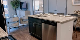 The Ivy at Berlin Place Gallery 23