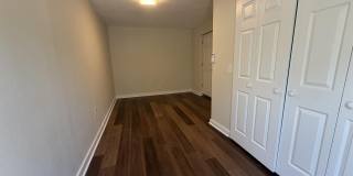 212 Goshen Gallery 16